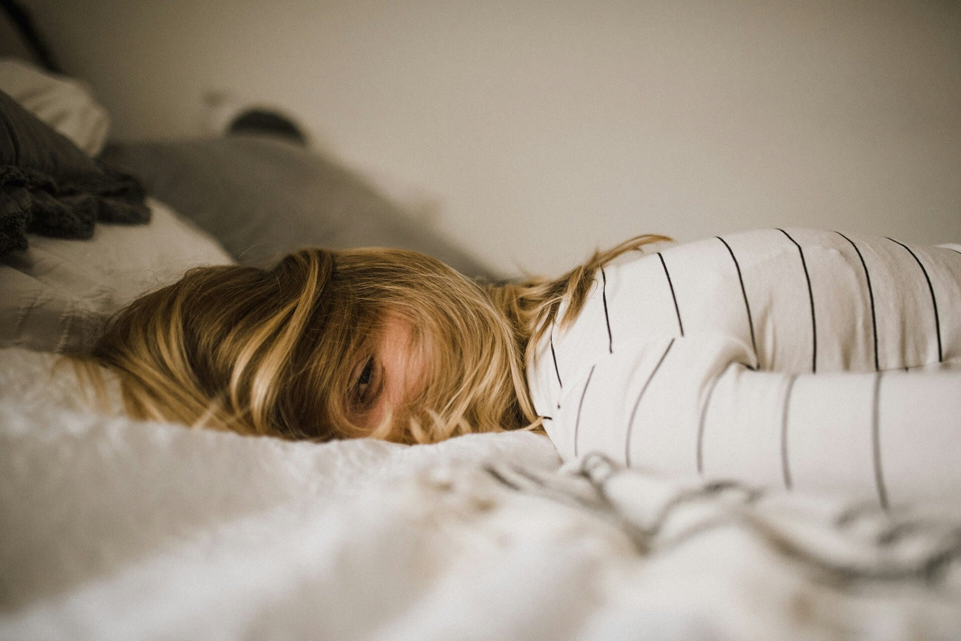 Ciática y sueño: ¿cómo facilitar el sueño?