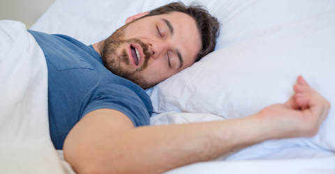 ¿Qué almohada debe utilizar si sufre apnea del sueño?